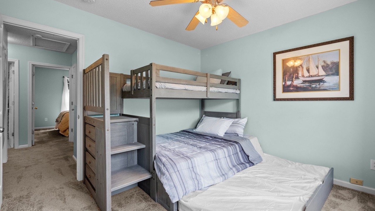 Photo of Bedroom in McCutcheon Field
