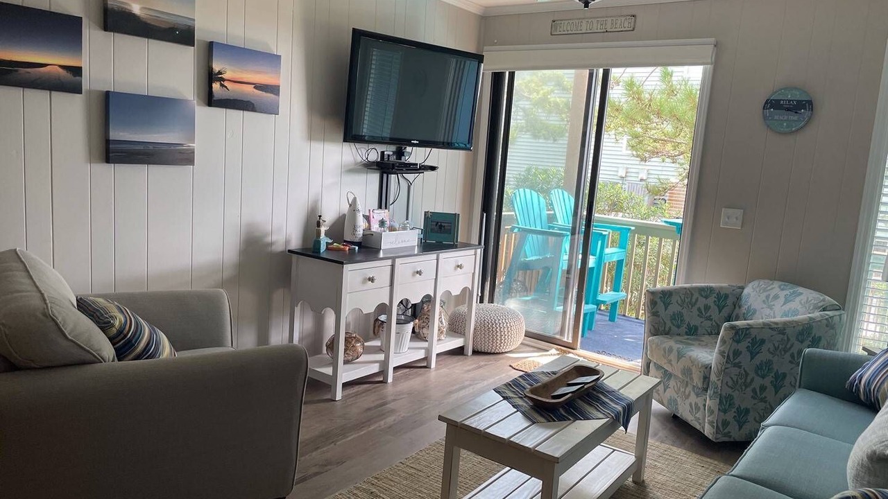 Photo of Livingroom in Ocean Isle Beach