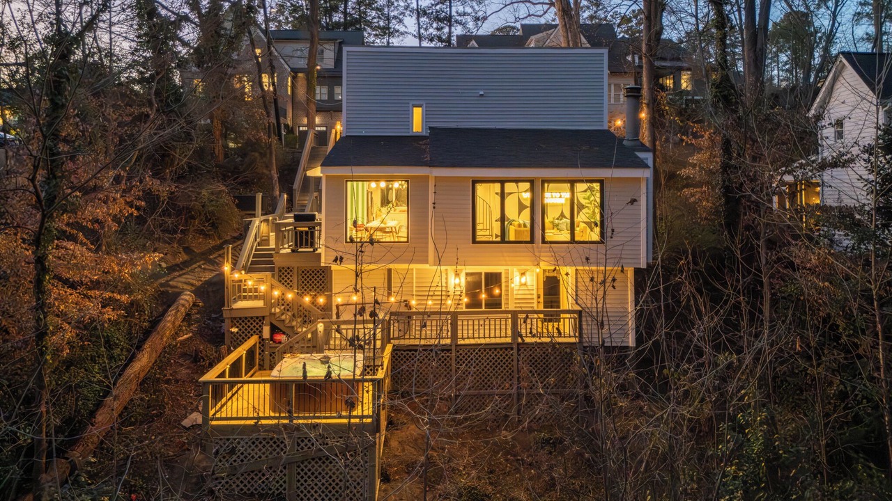 Photo of Outdoor in North Hills