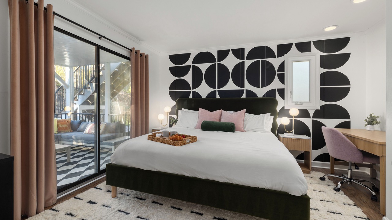 Photo of Bedroom in North Hills