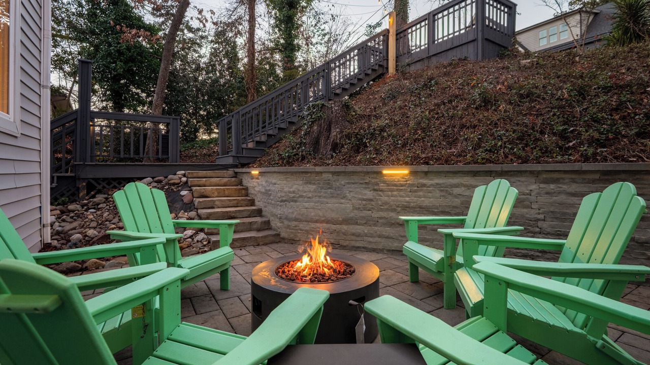 Photo of Outdoor in North Hills