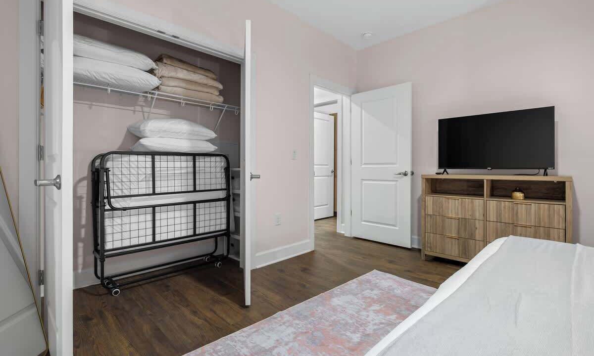 Photo of Bedroom in Eighth Avenue