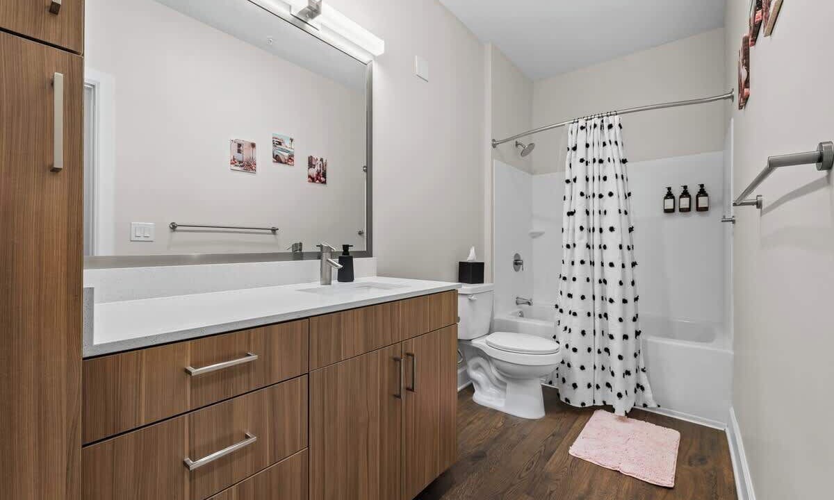 Photo of Bathroom in Eighth Avenue