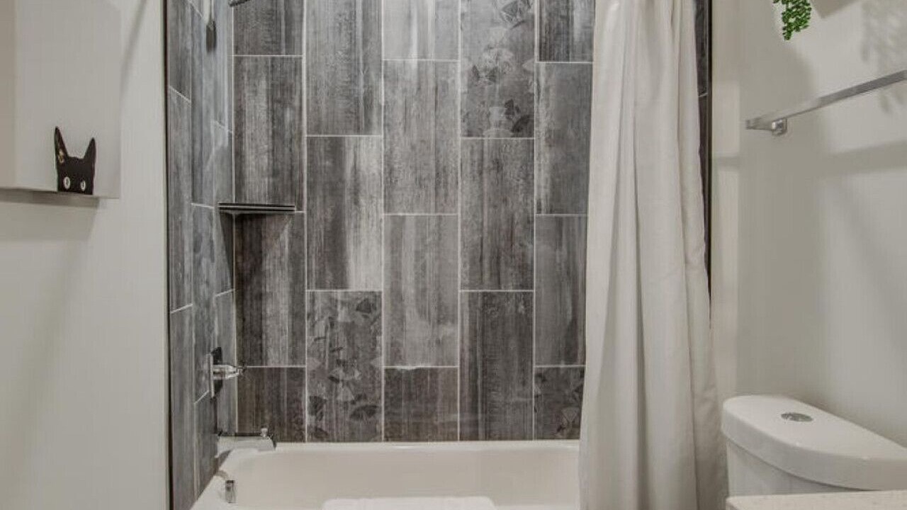 Photo of Bathroom in Cleveland Park
