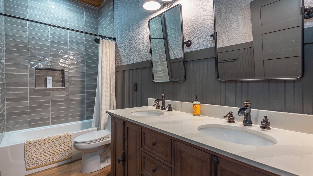 Photo of Bathroom in Burnsville