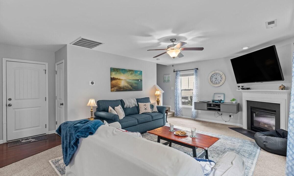 Photo of Livingroom in Myrtle Grove