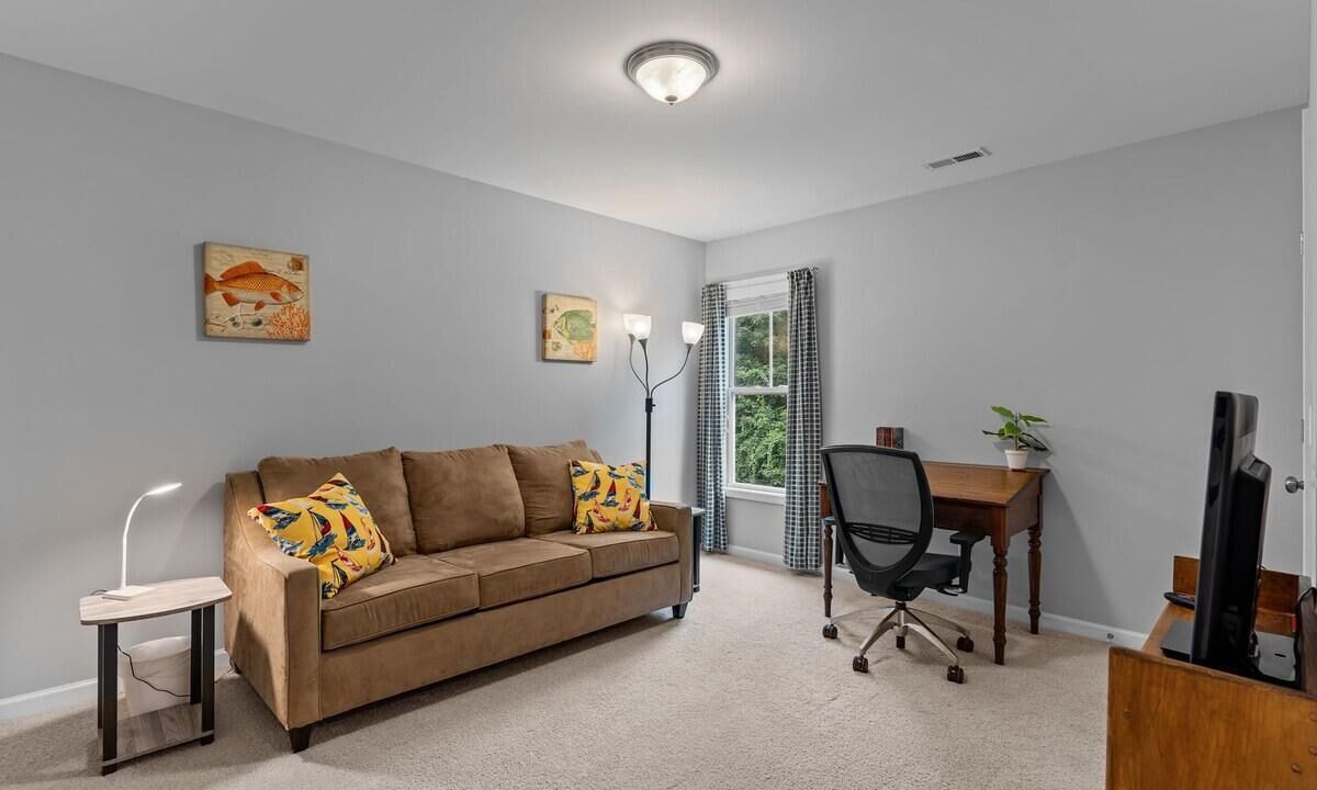 Photo of Livingroom in Myrtle Grove