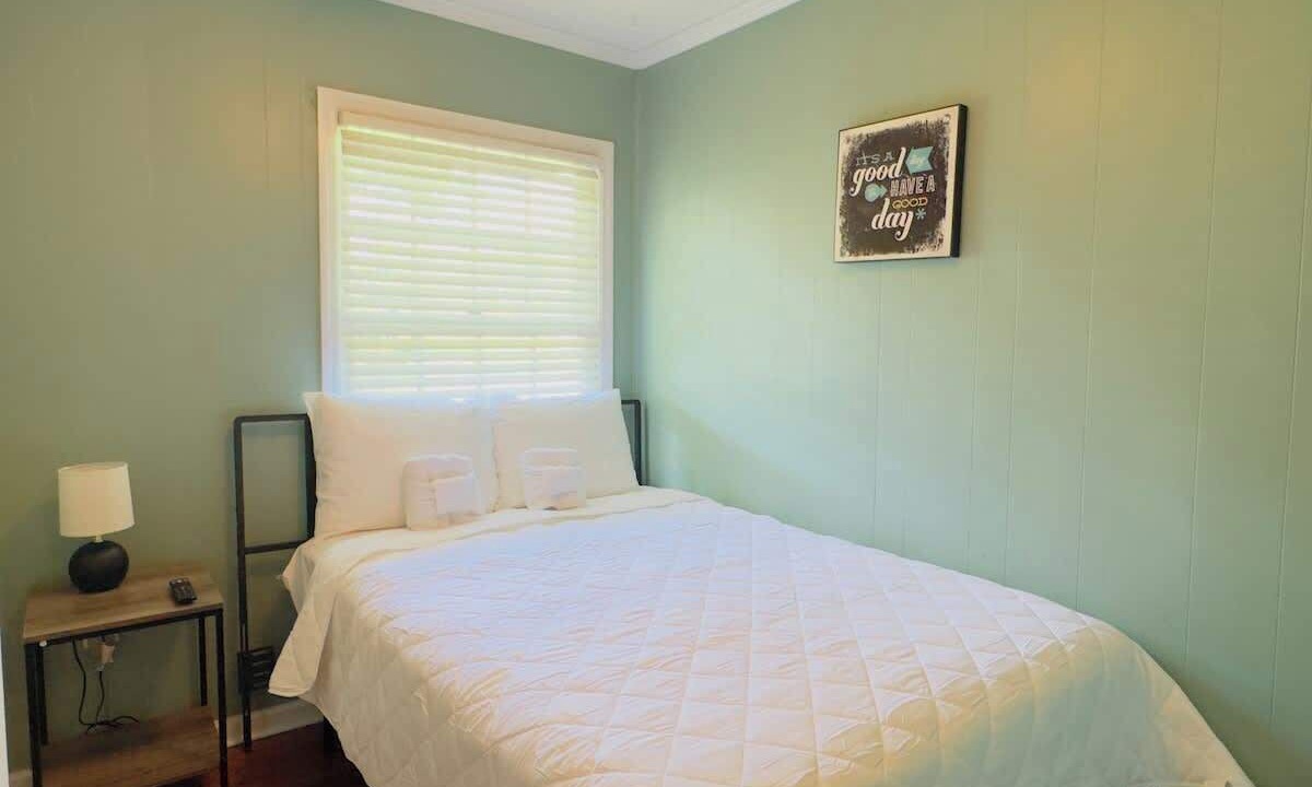Photo of Bedroom in Little River