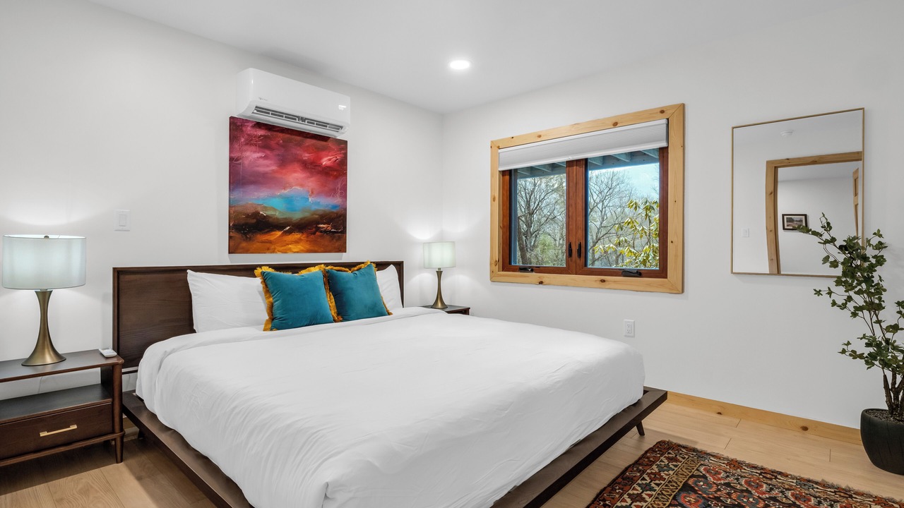 Photo of Bedroom in Lake Lure