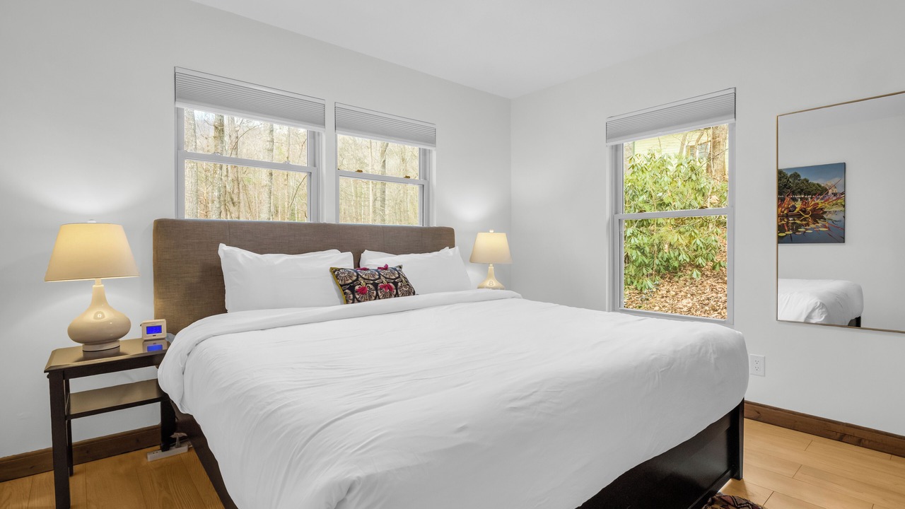 Photo of Bedroom in Lake Lure