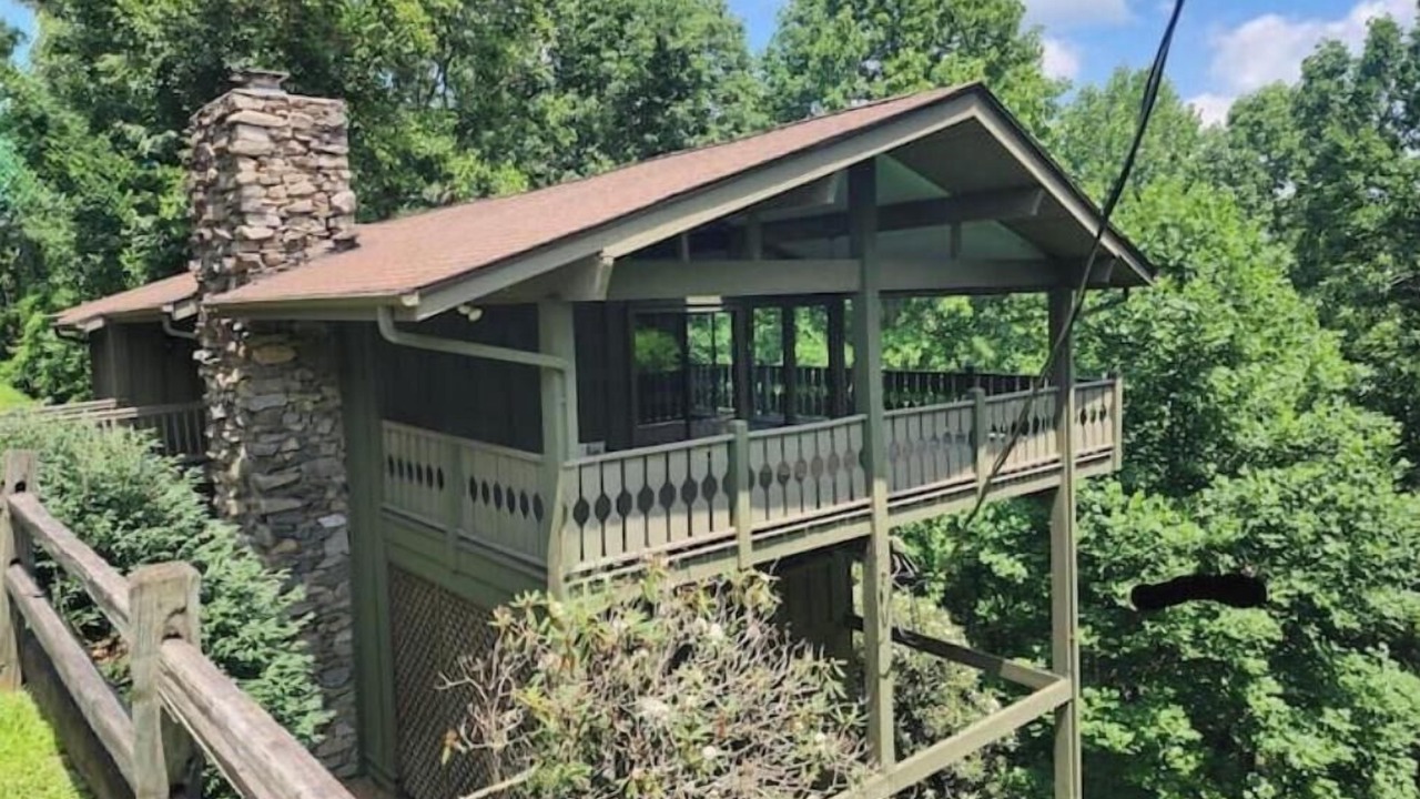 Photo of Outdoor in Laurel Park