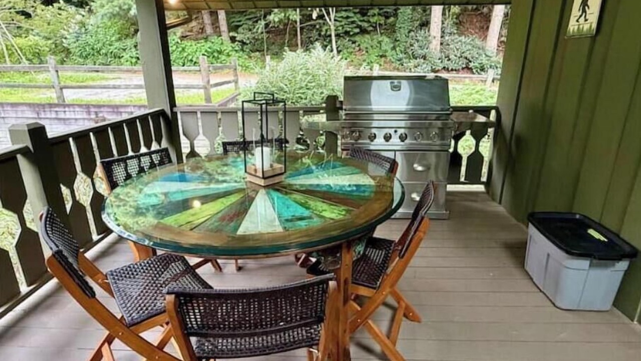 Photo of Outdoor in Laurel Park