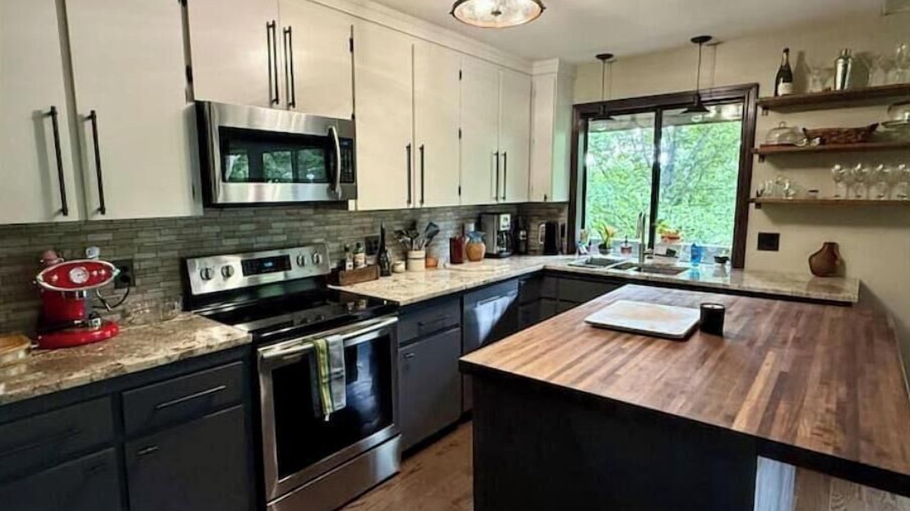 Photo of Kitchen in Laurel Park