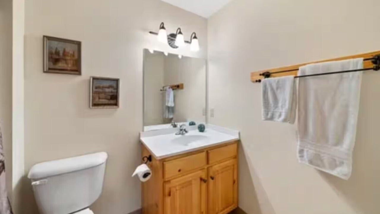 Photo of Bathroom in Wise