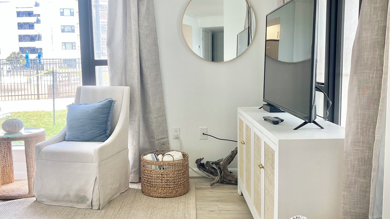 Photo of Livingroom in Indian Beach