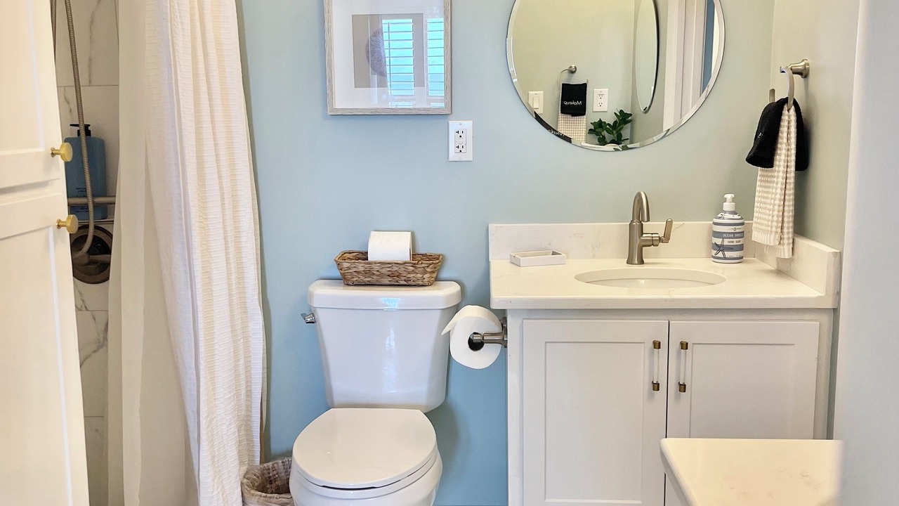 Photo of Bathroom in Indian Beach