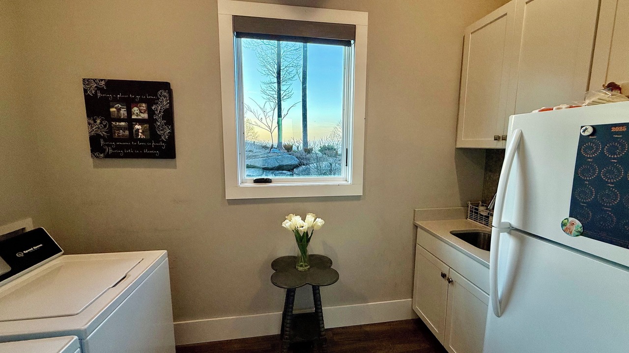 Photo of Bedroom in Bear Lake Reserve