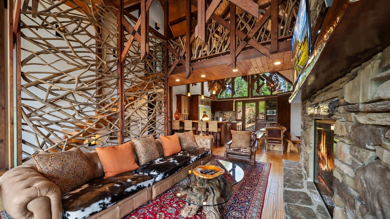 Photo of Livingroom in Elk Park