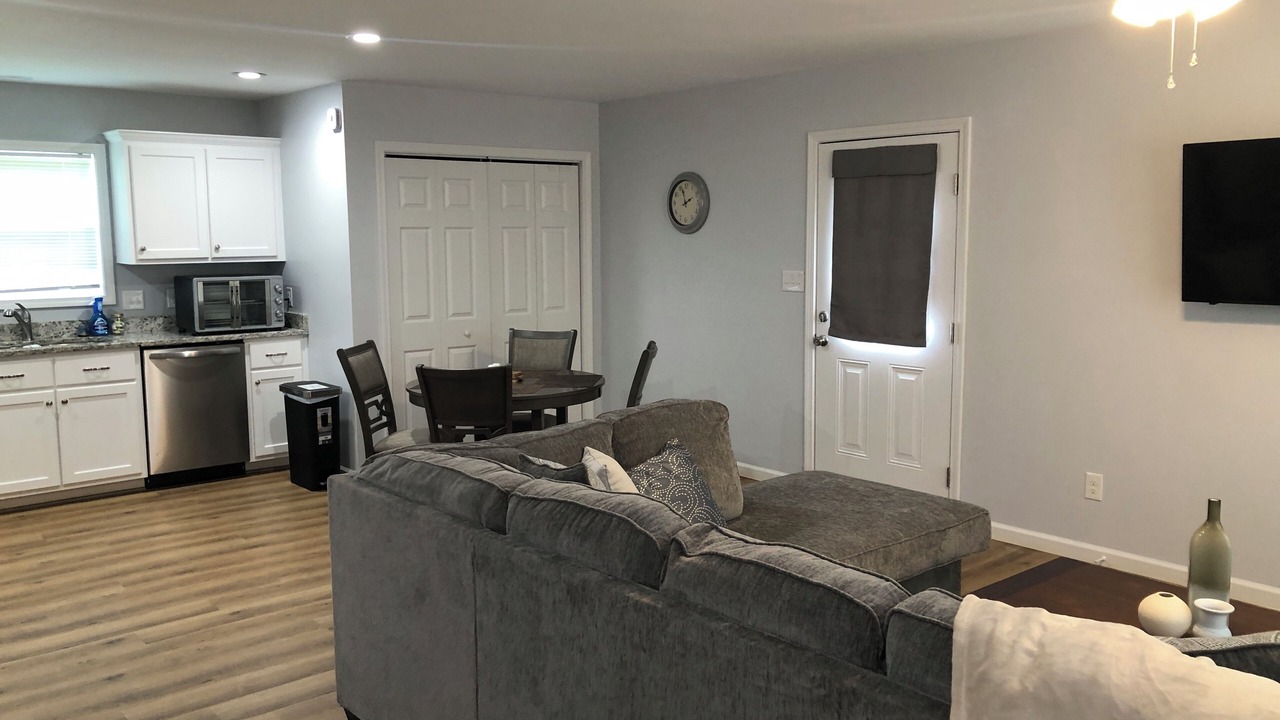 Photo of Livingroom in Long View