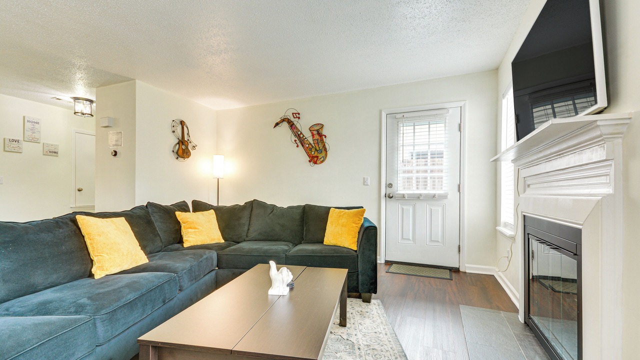 Photo of Livingroom in Greensboro