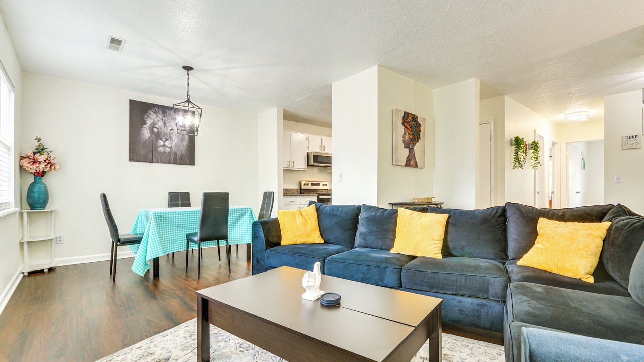 Photo of Livingroom in Greensboro