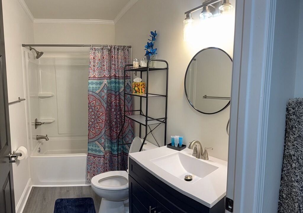 Photo of Bathroom in Rockingham