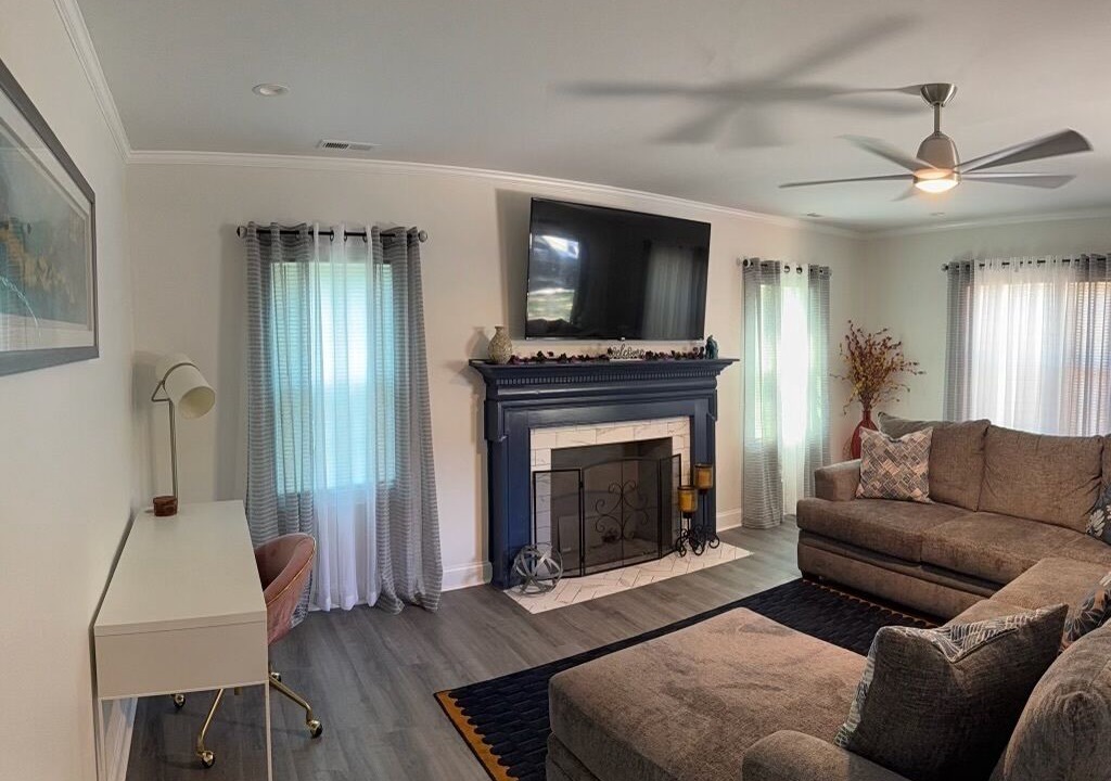 Photo of Livingroom in Rockingham