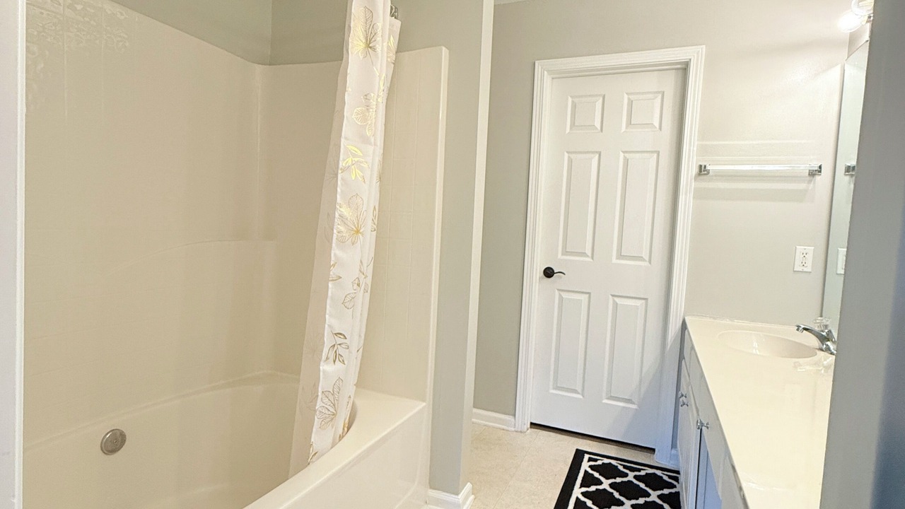 Photo of Bathroom in Provincetowne