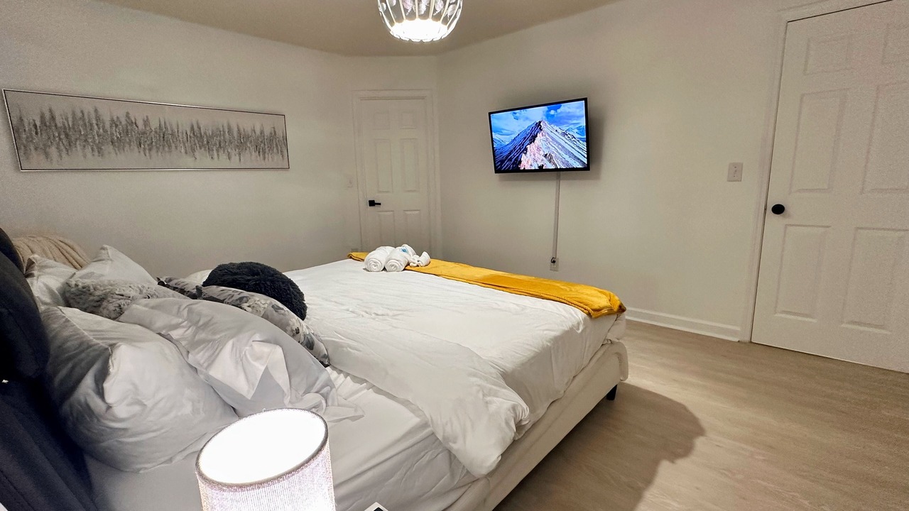 Photo of Bedroom in Sunset Road