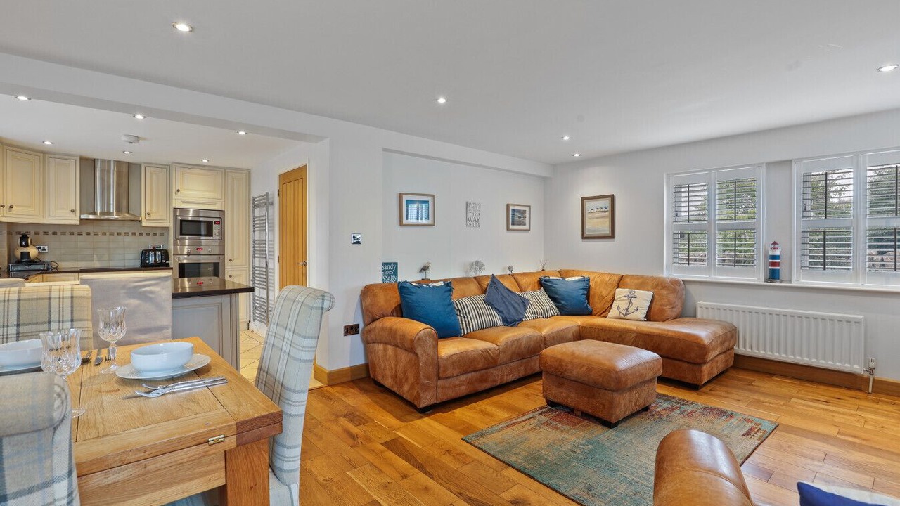 Photo of Livingroom in Newton by the Sea