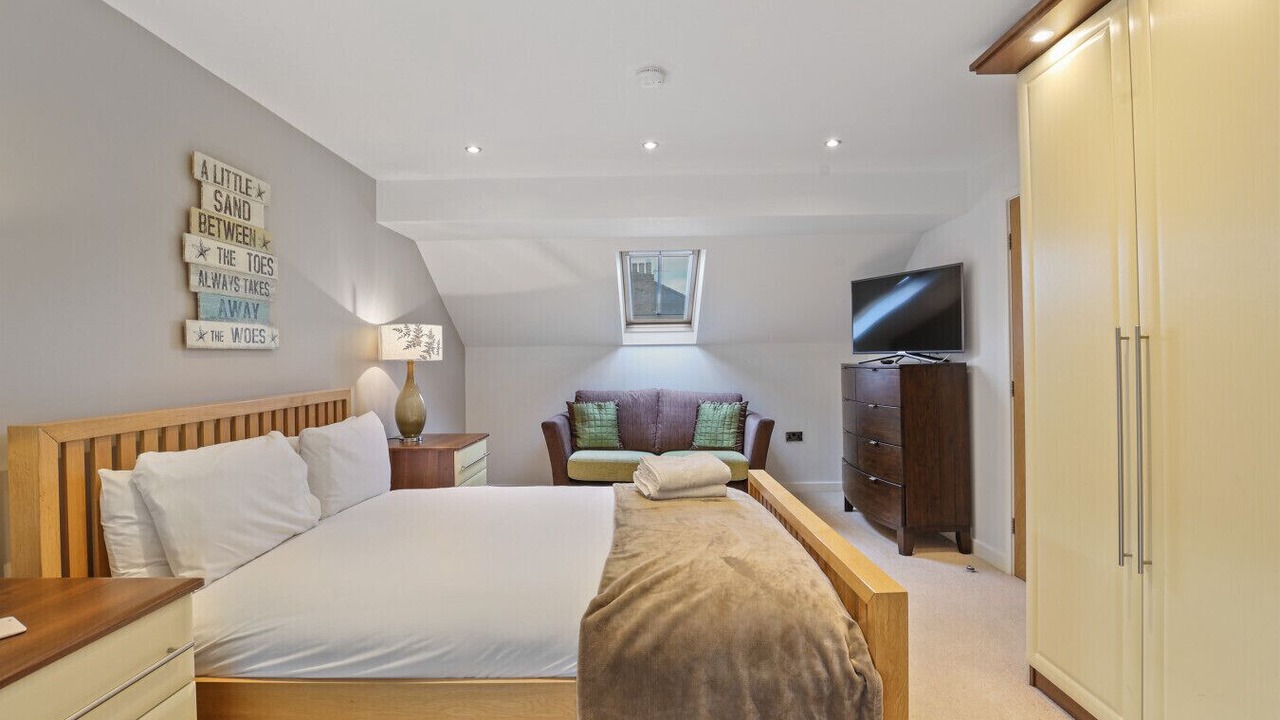 Photo of Bedroom in Newton by the Sea