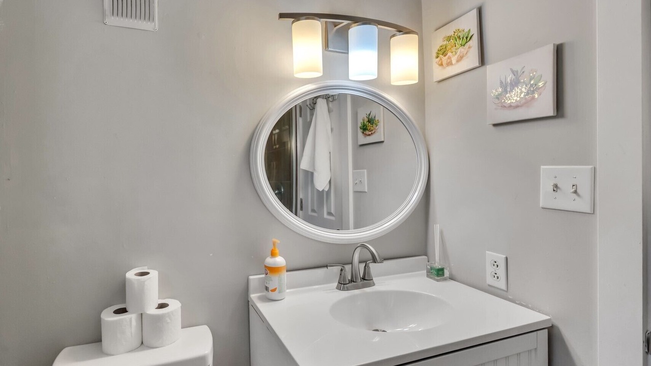 Photo of Bathroom in Bynum