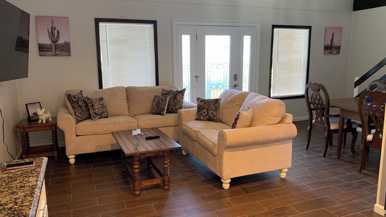 Photo of Livingroom in Burlington