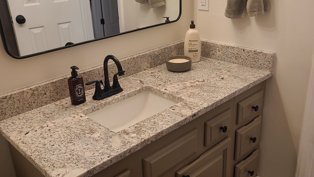Photo of Bathroom in Piper Glen Estates