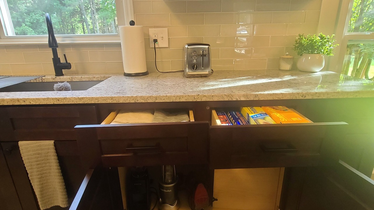 Photo of Kitchen in Piper Glen Estates