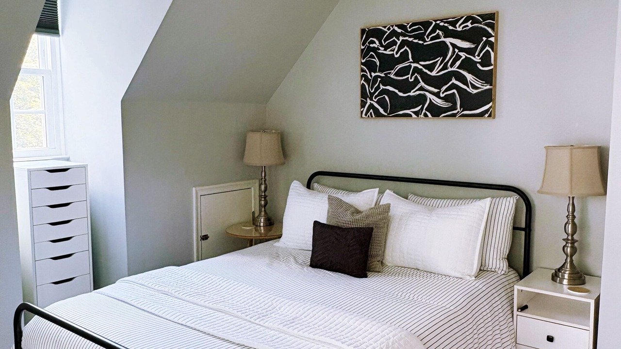 Photo of Bedroom in Greensboro