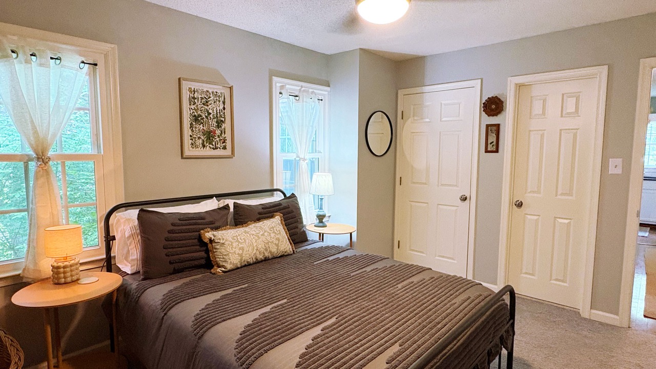 Photo of Bedroom in Greensboro