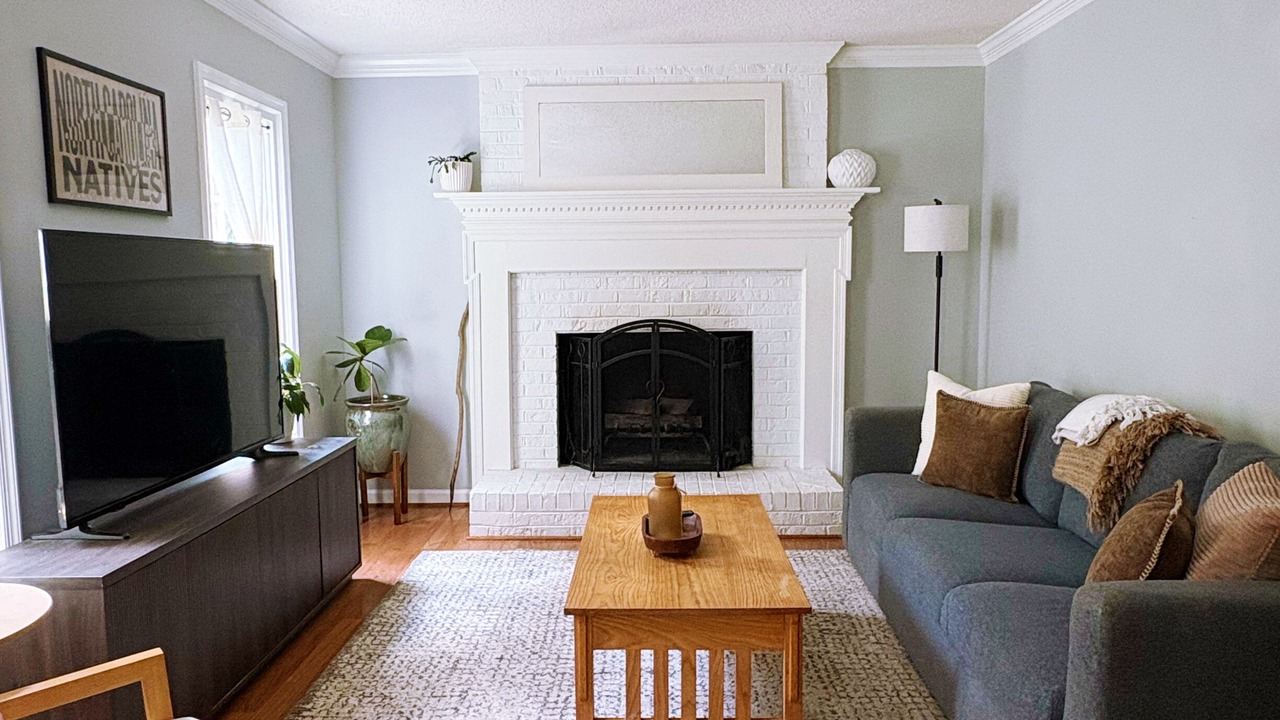 Photo of Livingroom in Greensboro