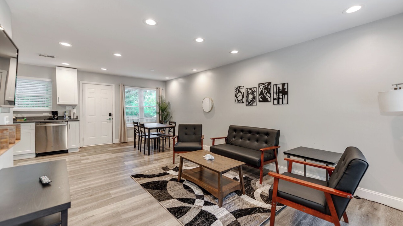 Photo of Livingroom in Villa Heights