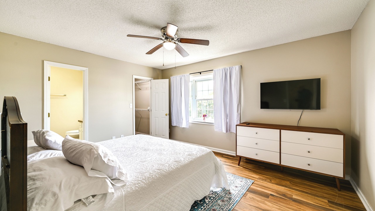 Photo of Bedroom in Winterville