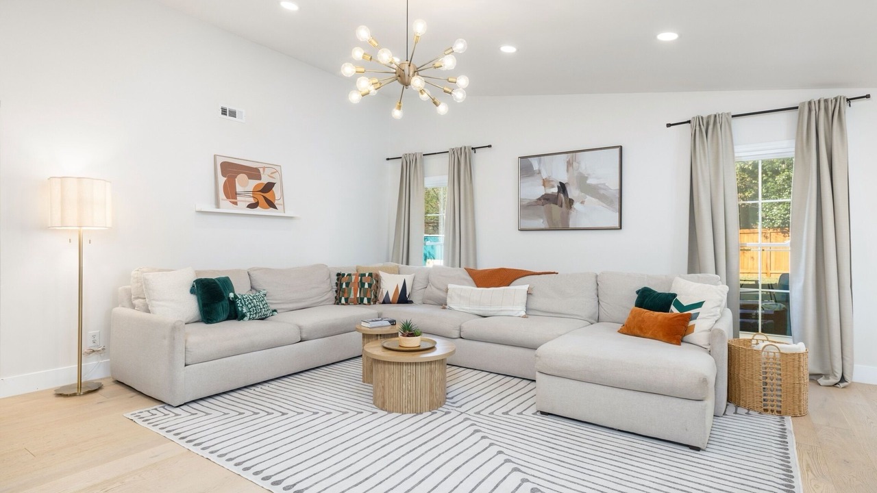 Photo of Livingroom in Charlotte
