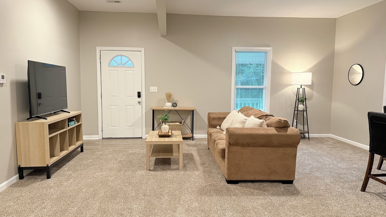 Photo of Livingroom in Paw Creek