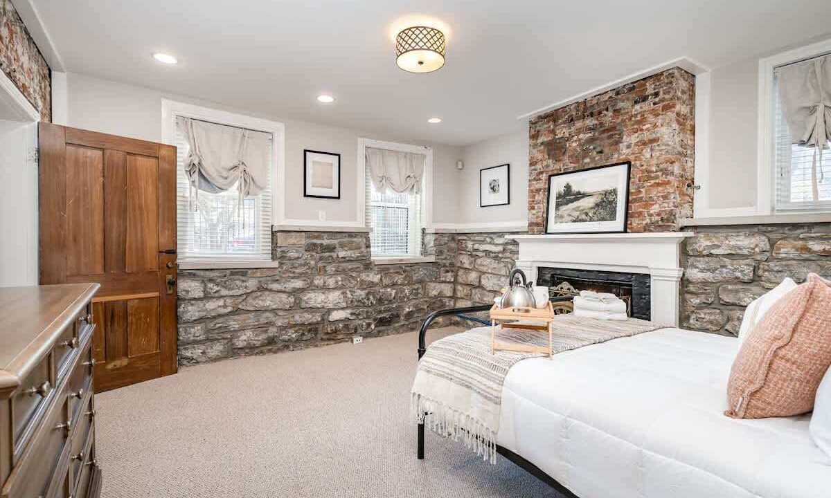 Photo of Bathroom in Rutledge Hill