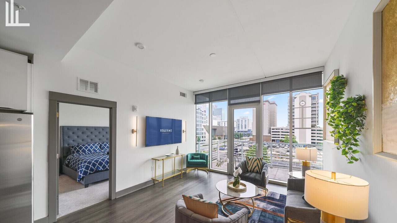 Photo of Livingroom in Second Ward
