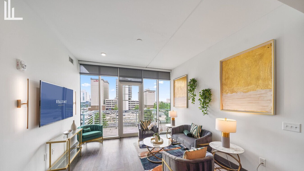 Photo of Livingroom in Second Ward