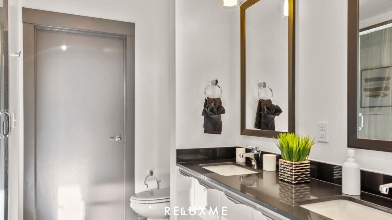 Photo of Bathroom in Second Ward