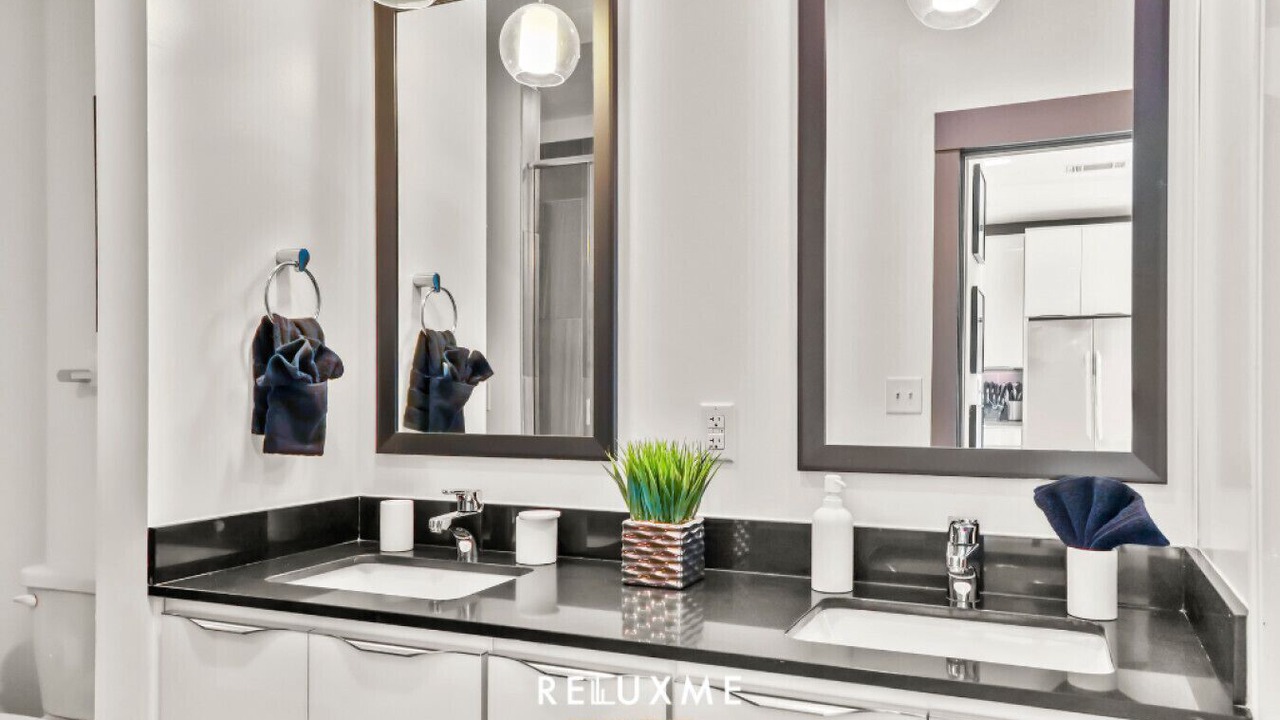 Photo of Bathroom in Second Ward
