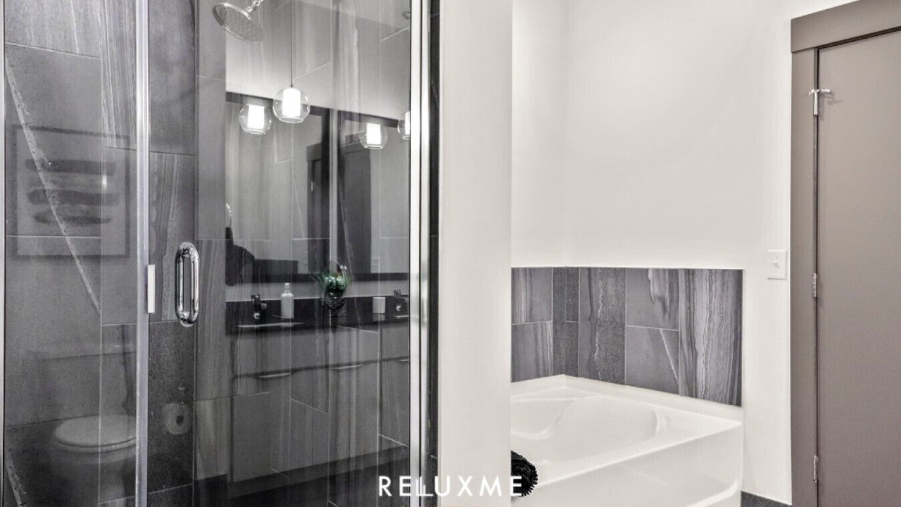 Photo of Bathroom in Second Ward