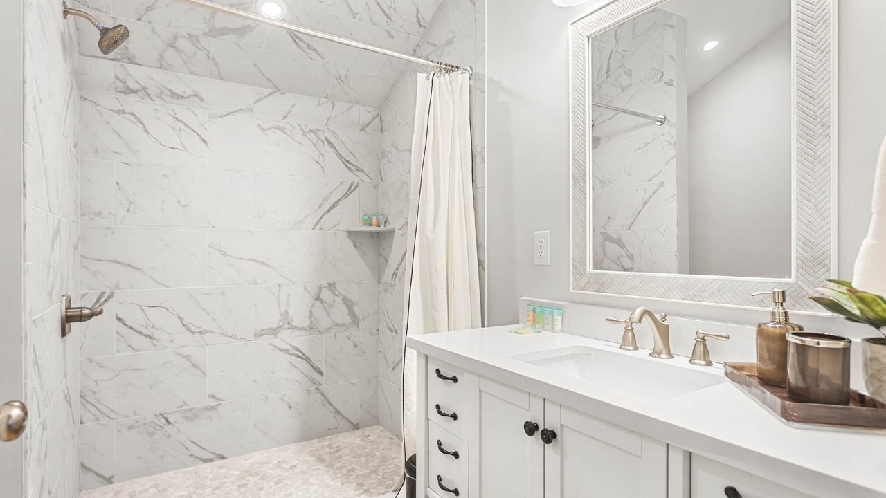 Photo of Bathroom in Elon