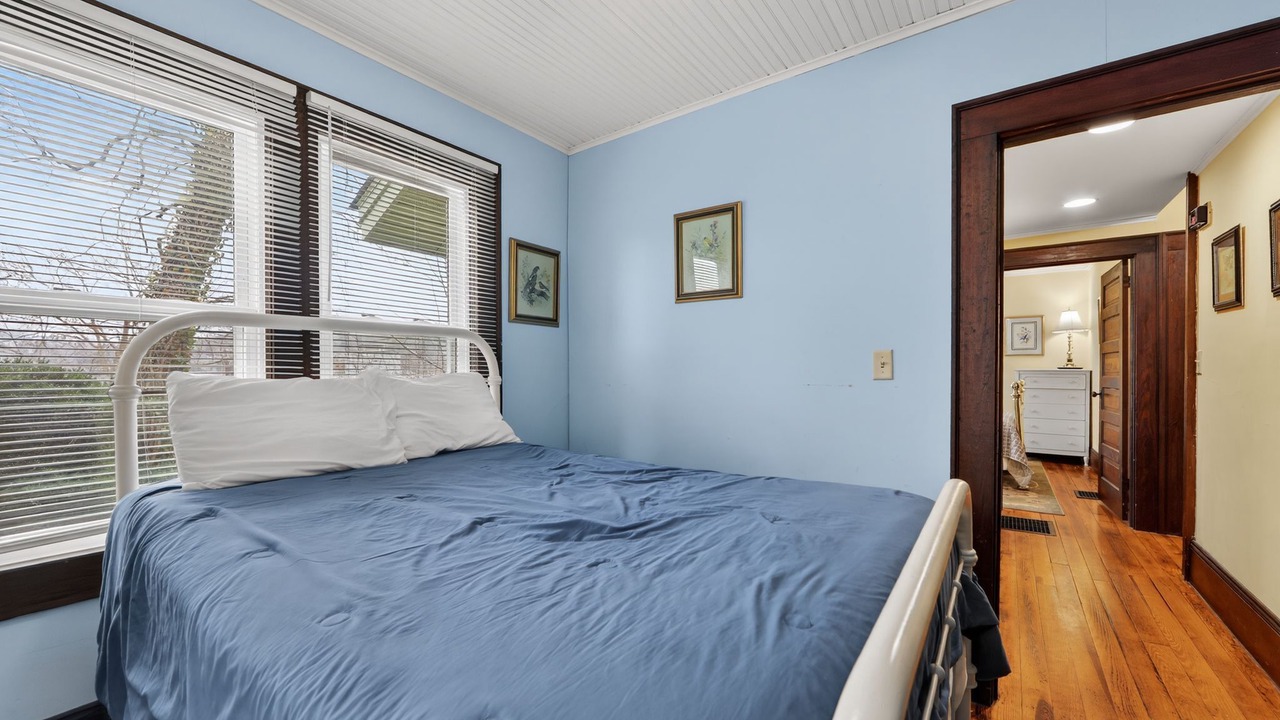 Photo of Bedroom in Lake Junaluska